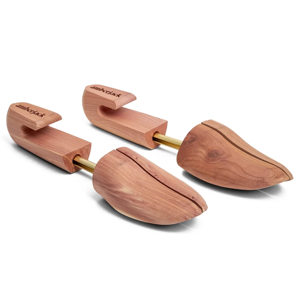 Cedar Shoe Tree